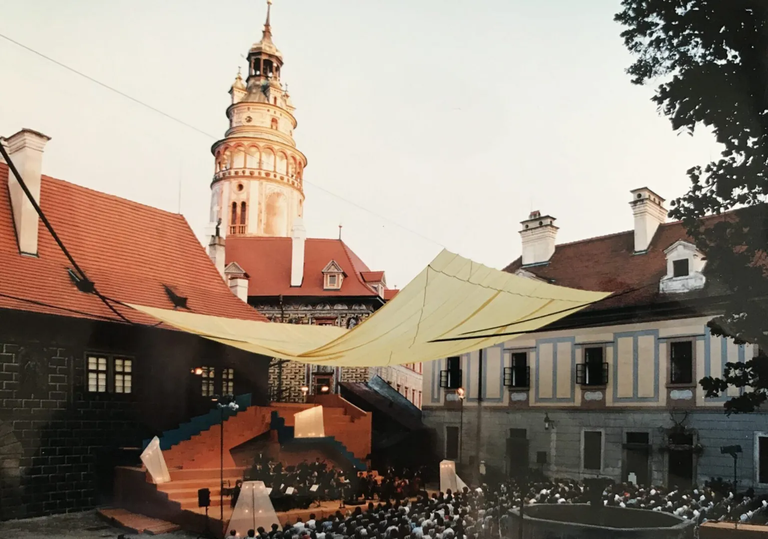 1998 -