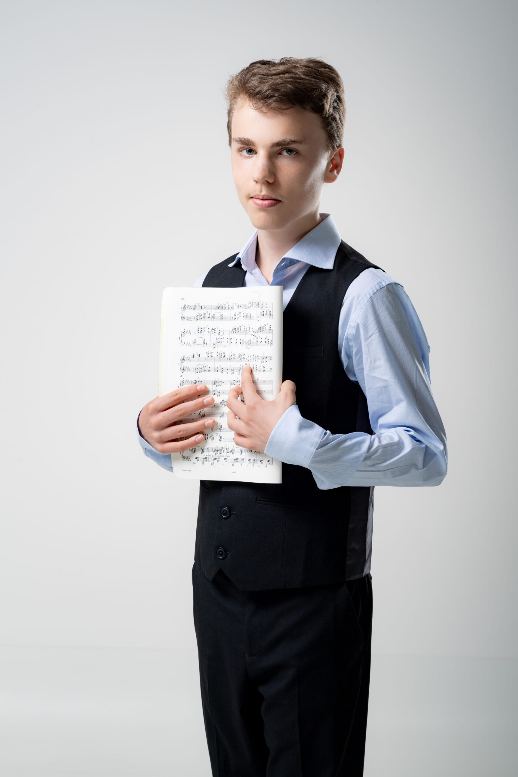 Ryan Martin Bradshaw - klavír