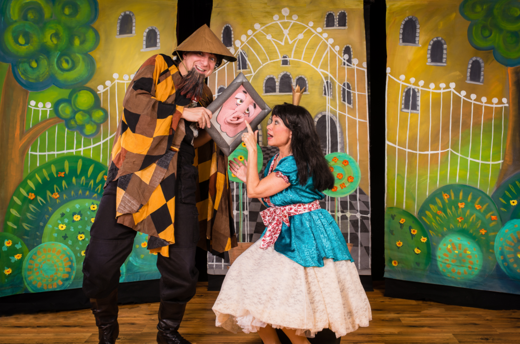 O PRINCEZNĚ, LUCIÁŠOVI A MAKOVÝCH BUCHTÁCH – theatre scene – for parents with children