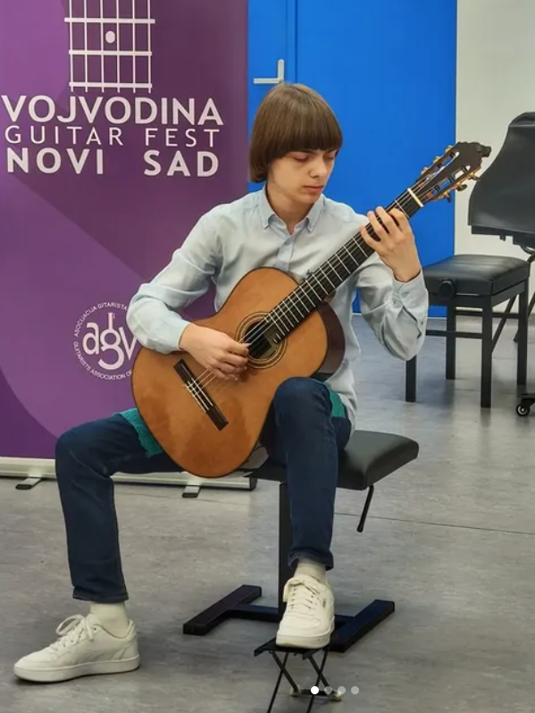 Petar Nikolić 